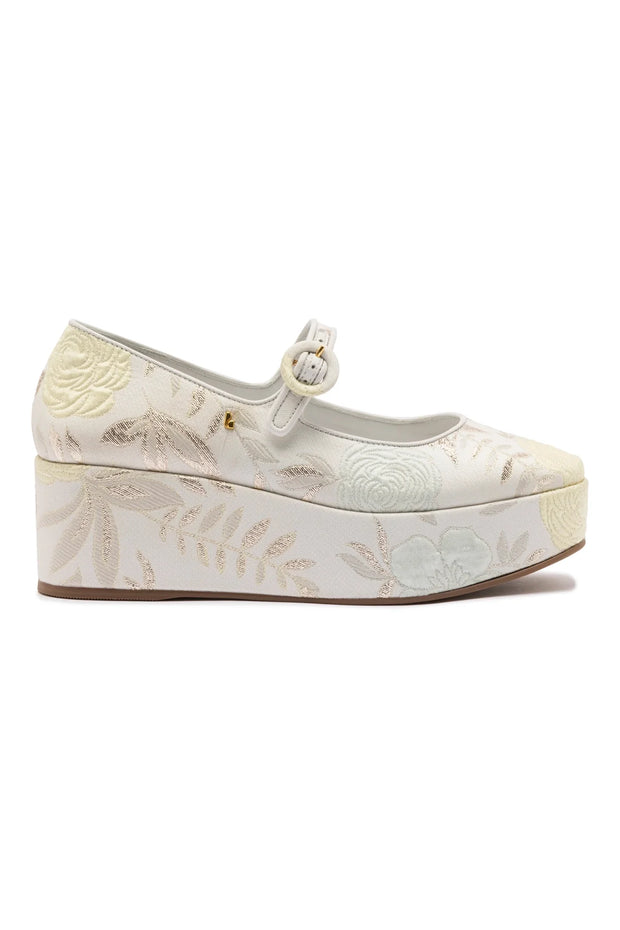 Larroudé X Markarian Blair Flatform In Yvette Ivory Brocade