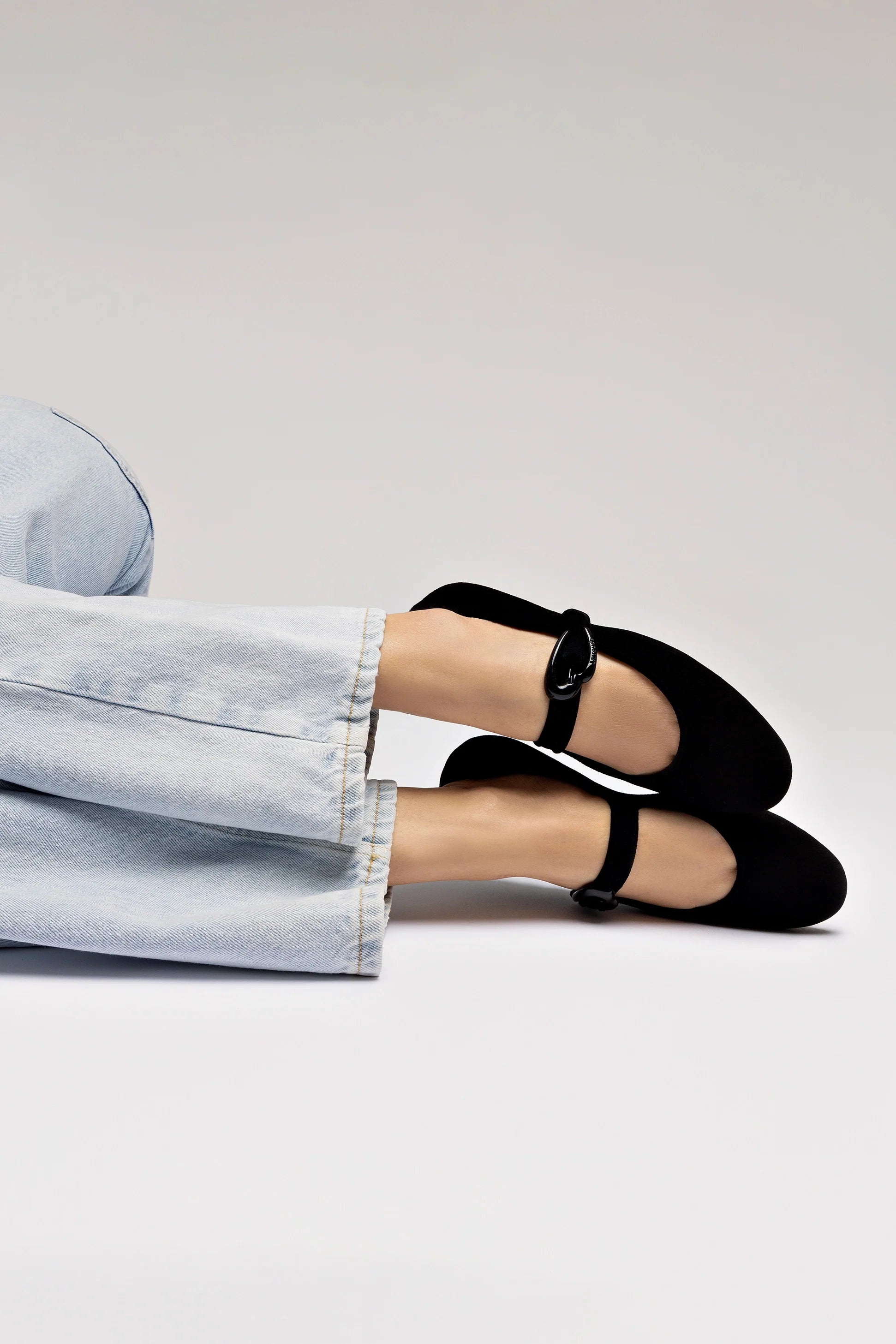 Larroude Verona Ballet Flat In Black Suede