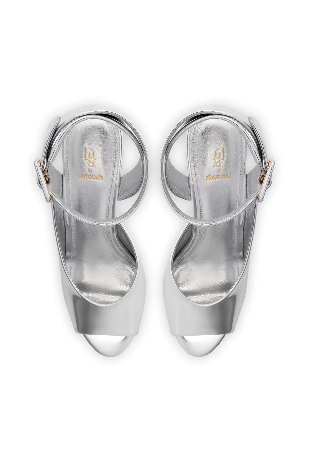 Deena By Larroudé Wedge Sandal In Silver Specchio