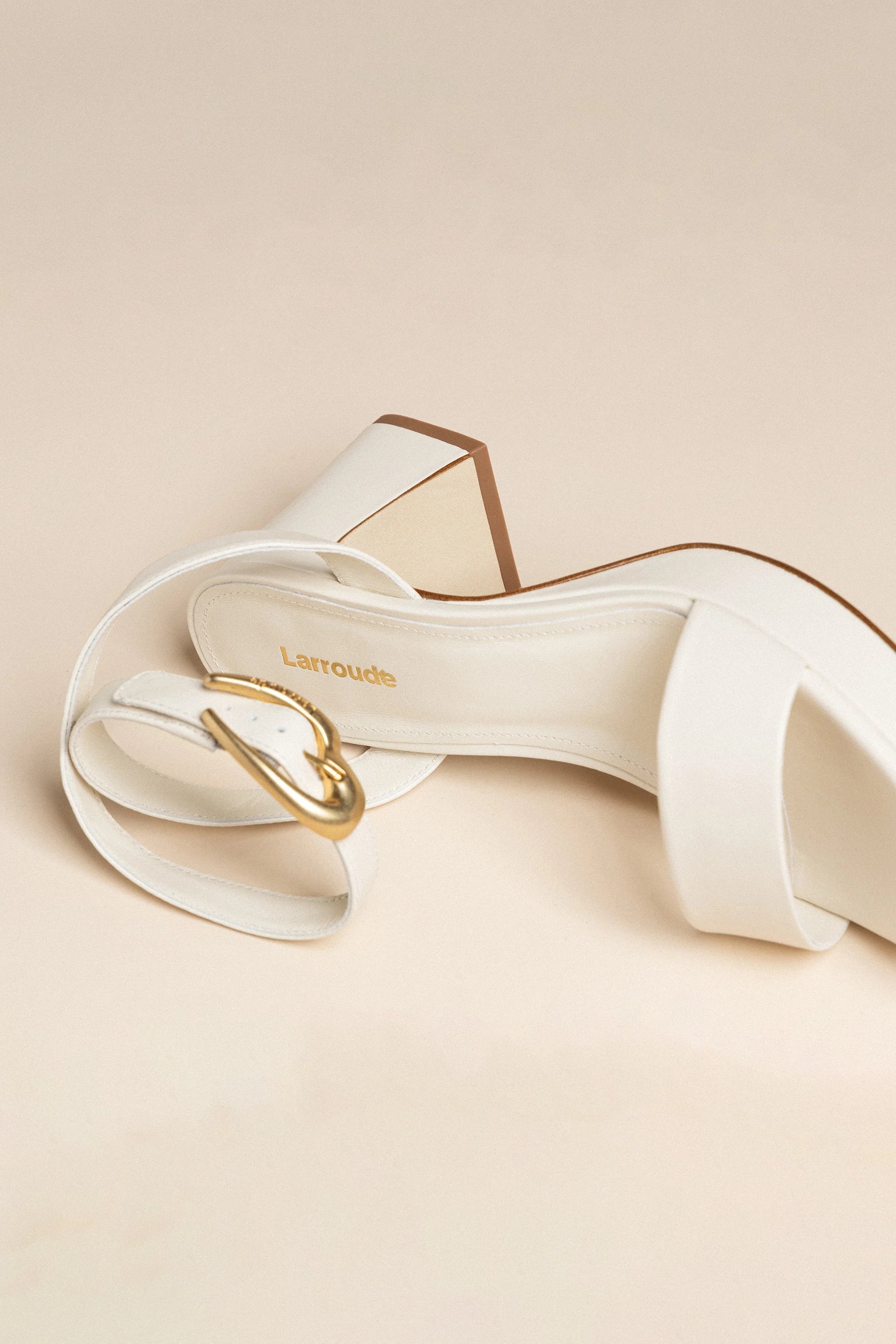 Larroude Dolly Verona Low Sandal In Ivory Leather