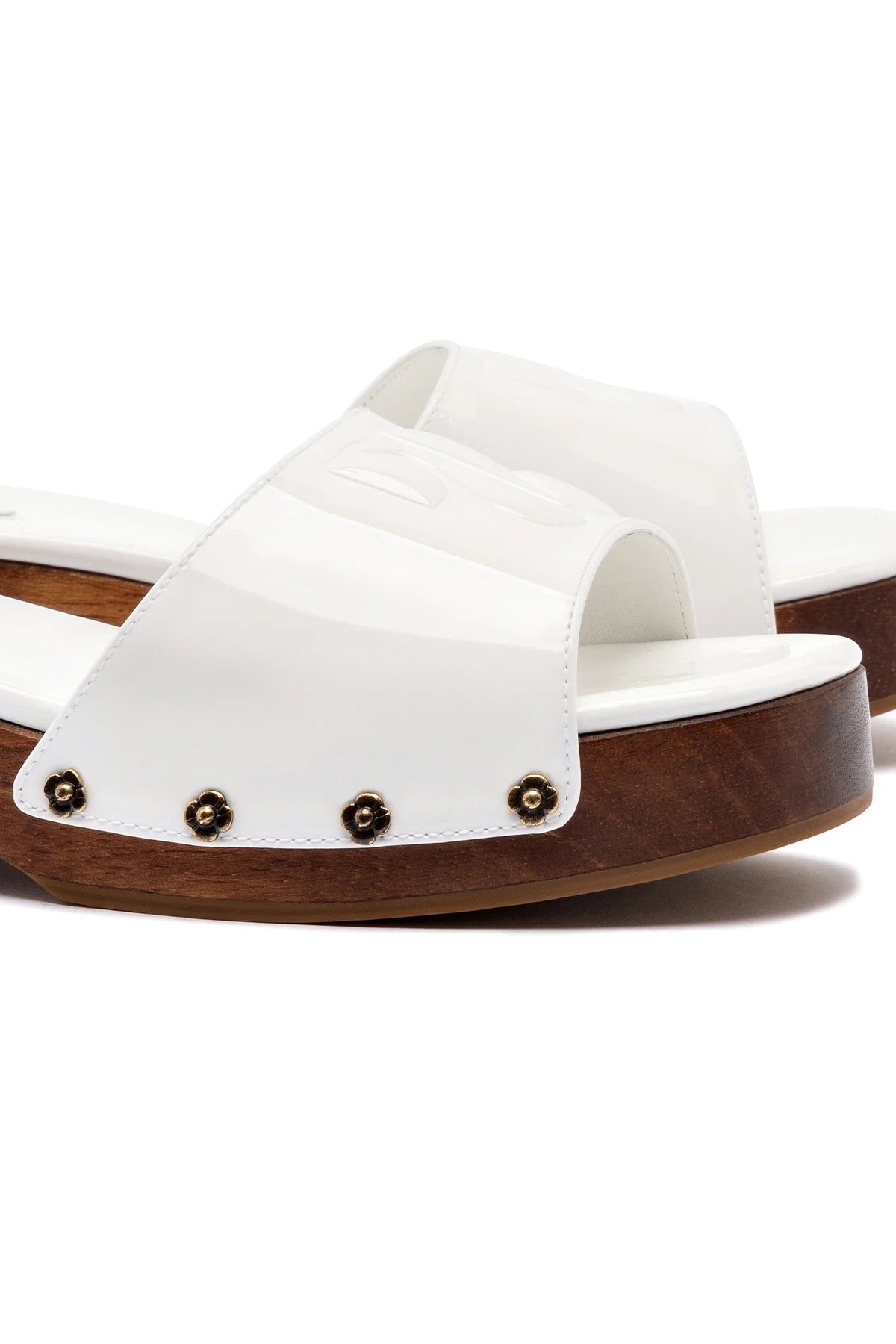 Larroude Zuzi Mule In White Patent Leather