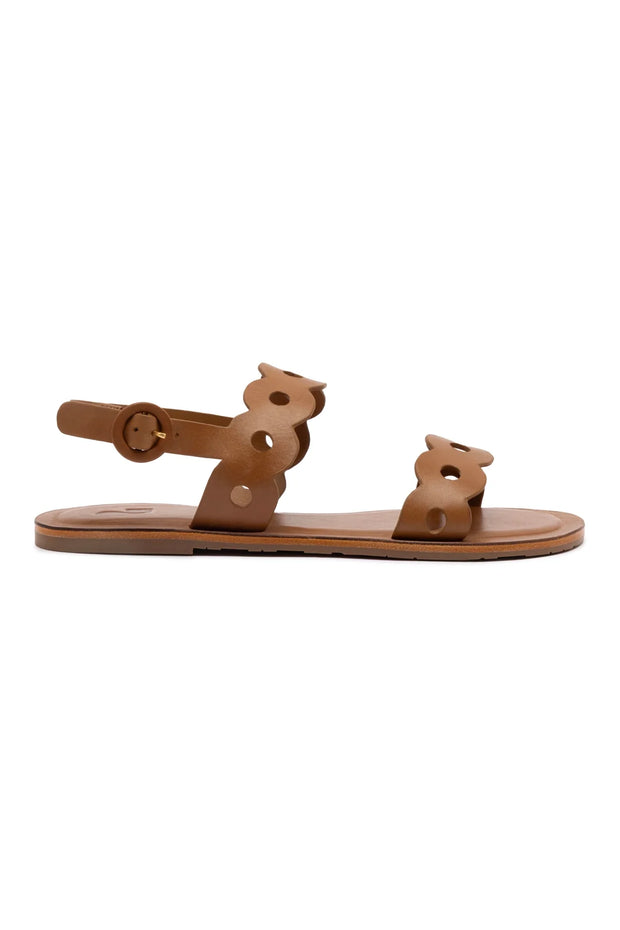 Larroude Florence Flat Sandal In Light Caramel Leather