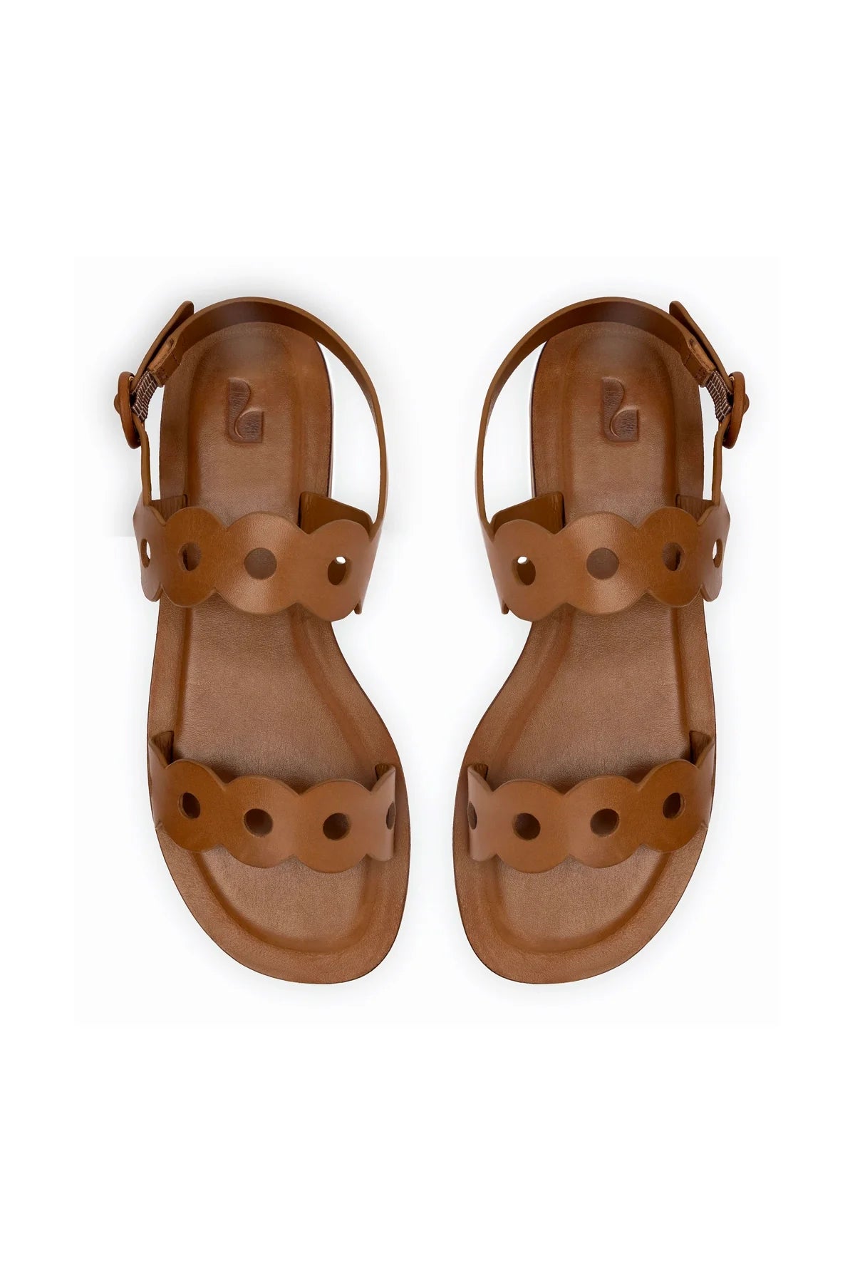Larroude Florence Flat Sandal In Light Caramel Leather