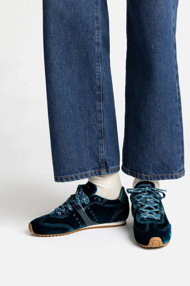 Larroude Stella Sneaker In Deepsea Velvet