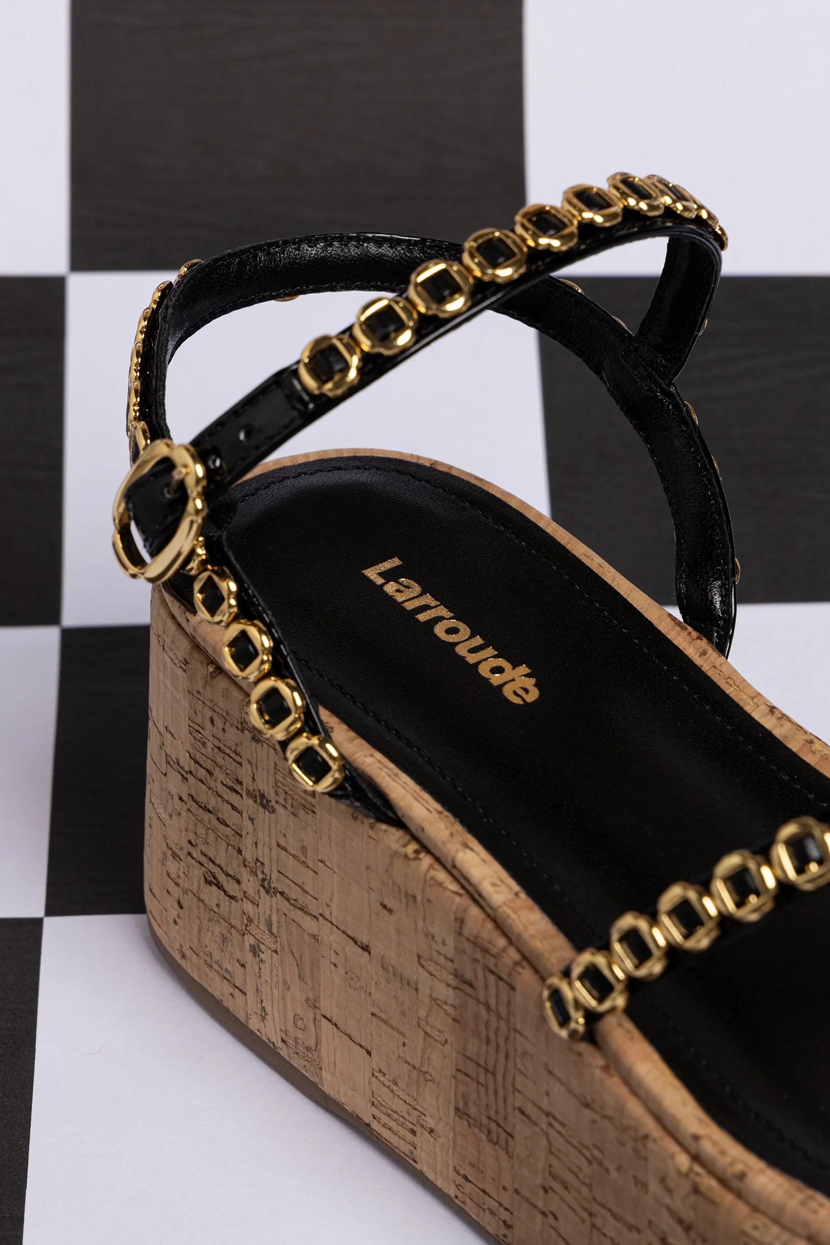 Larroude Gio Milanina Flatform In Black Patent Leather And Natural Cork