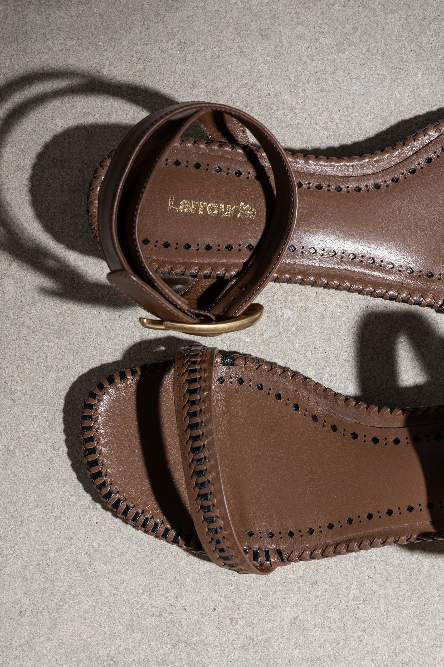 Larroude Verona Flat Sandal In Burnt Umber Leather