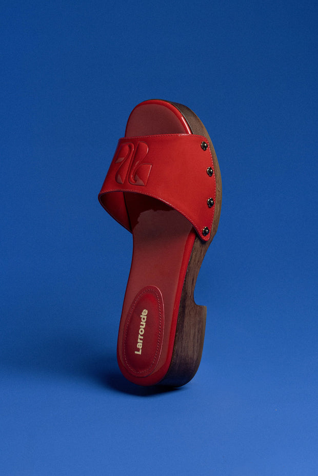Larroude Zuzi Mule In Scarlet Patent Leather