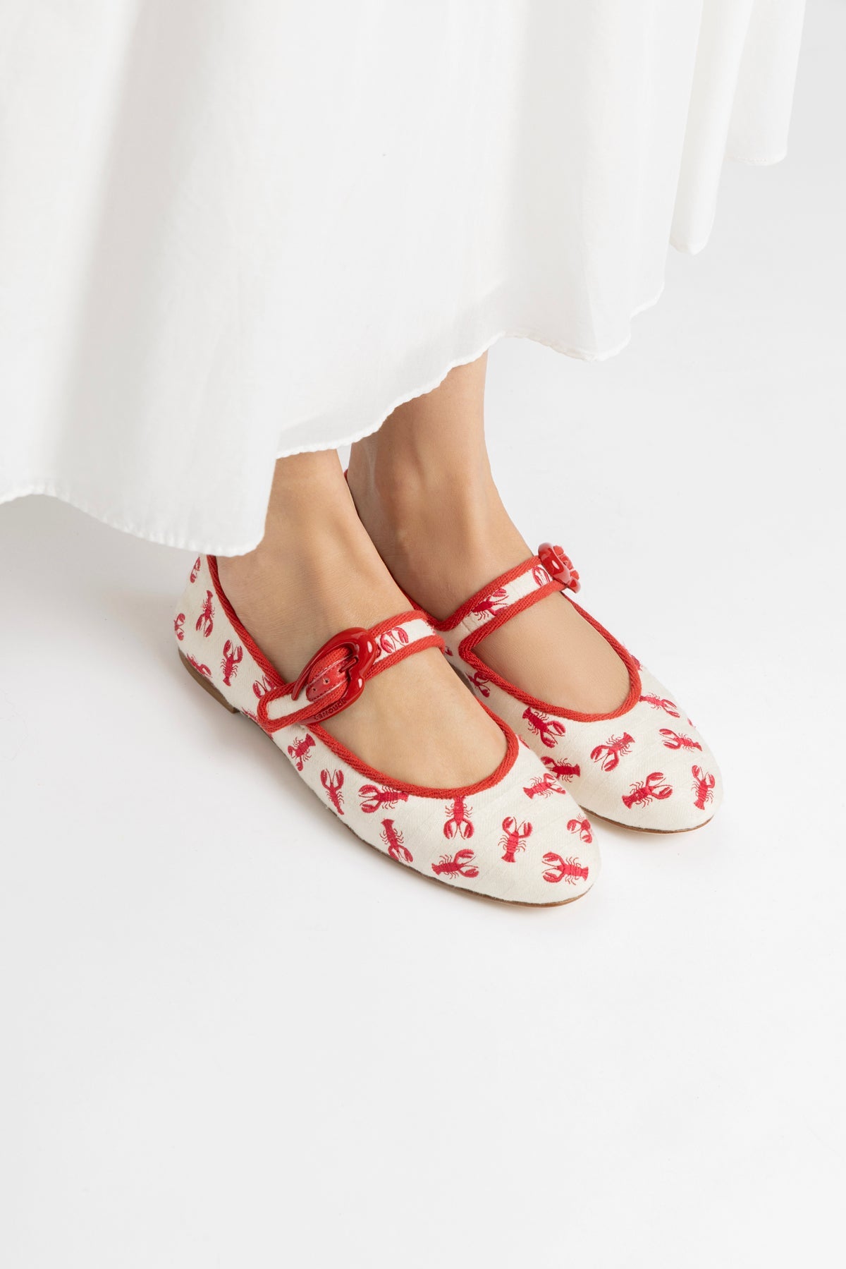Larroude Verona Ballet Flat In White Striped Fabric And Lobster Embroidery