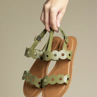Larroude Florence Flat Sandal In Seaweed Leather