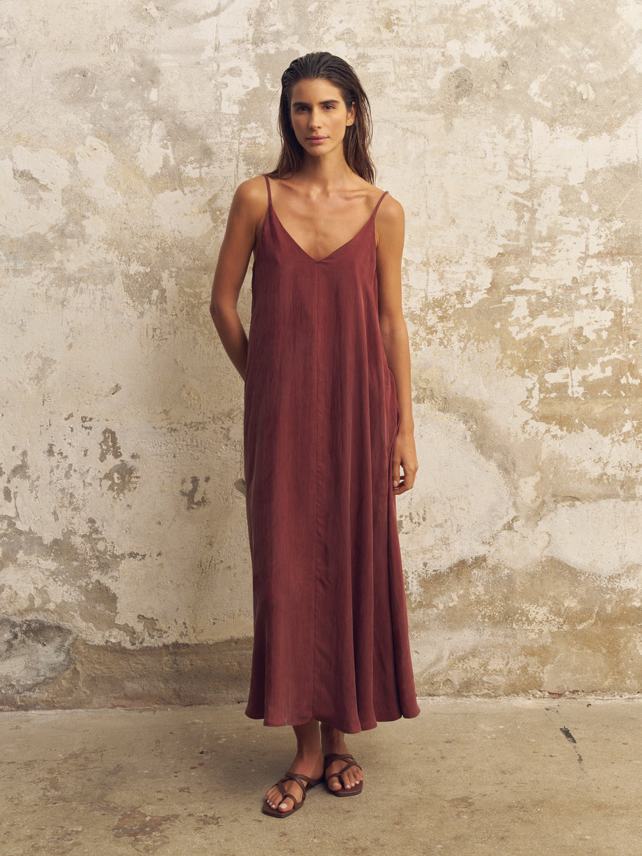 The Handloom Lucid Flow Maxi Dress - Burgundy