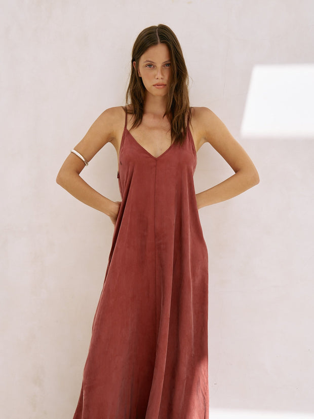 The Handloom Lucid Flow Maxi Dress - Burgundy