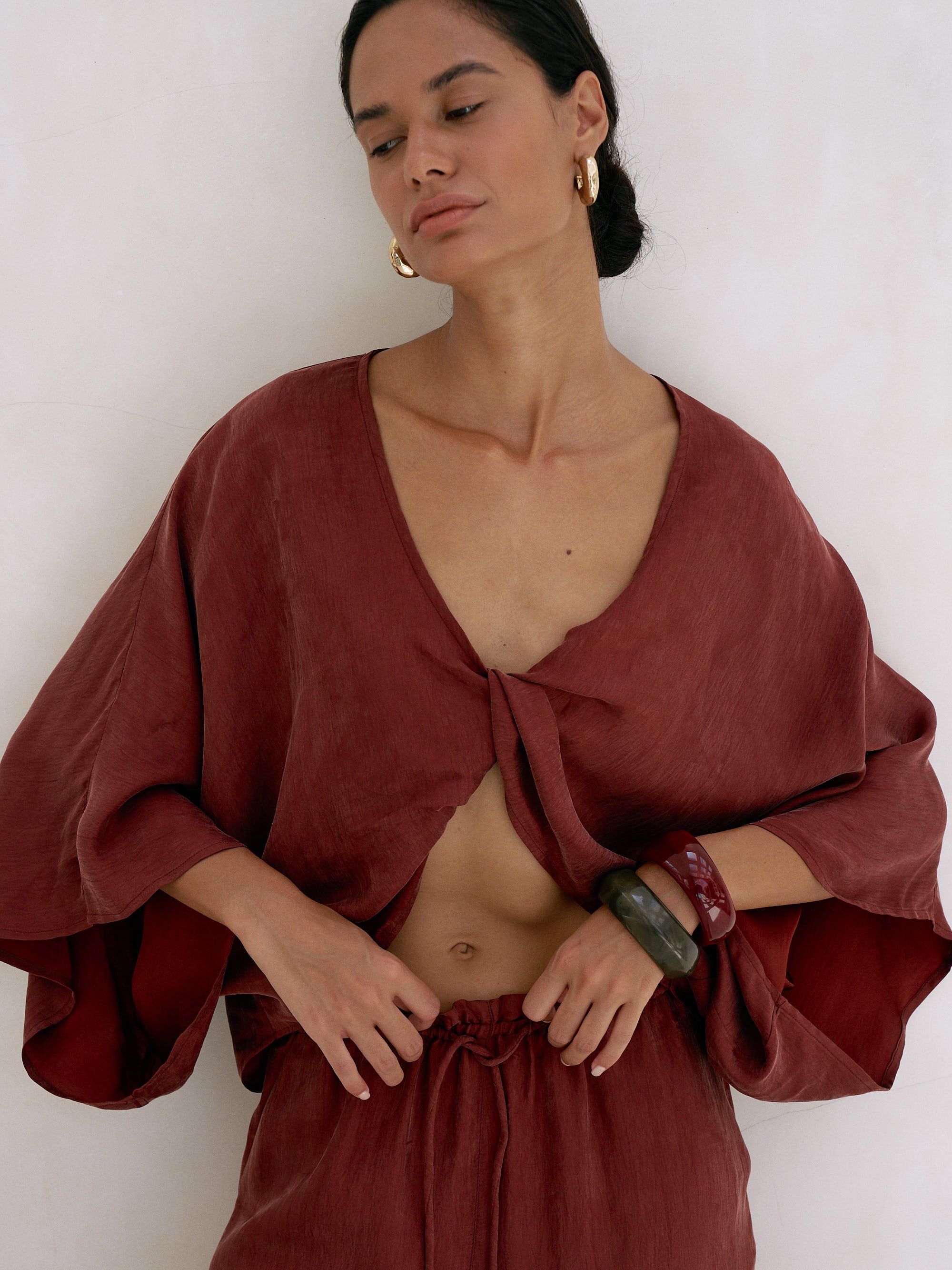 The Handloom Lucid Knot Top - Burgundy