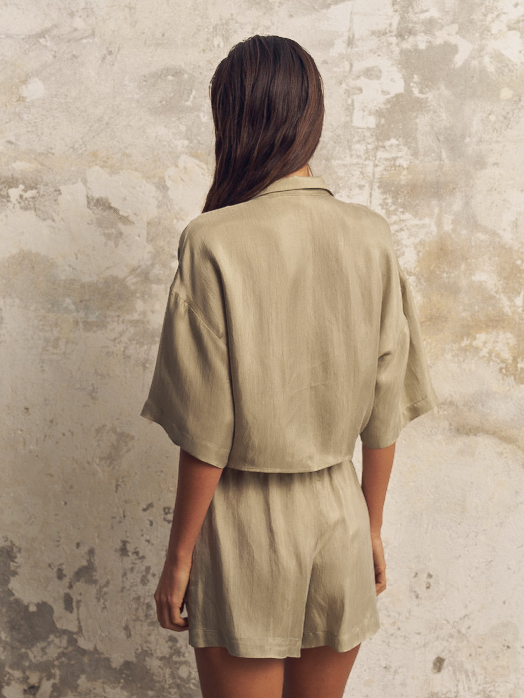 The Handloom Lucid Tie Shirt - Khaki Green