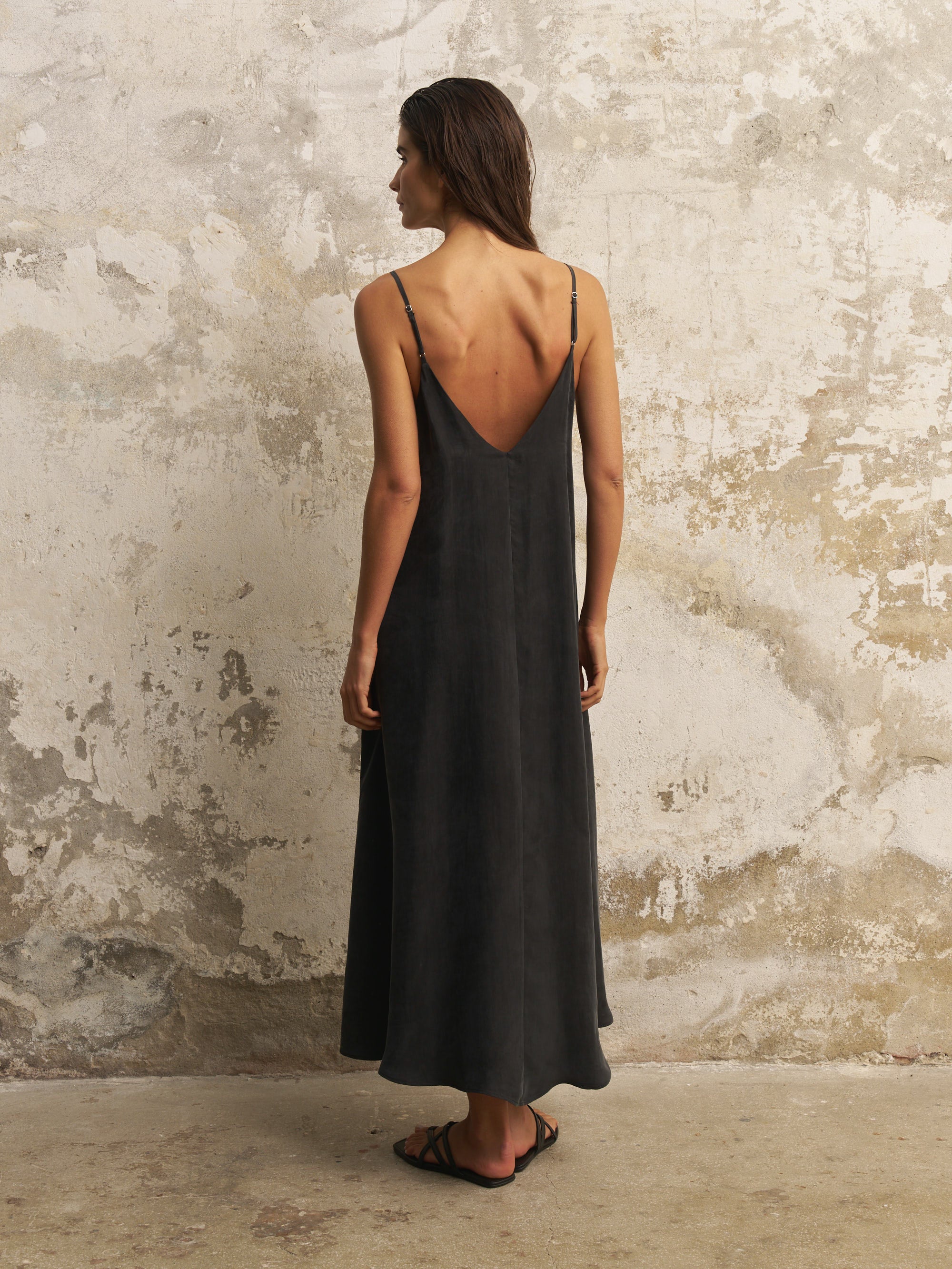 The Handloom Lucid Flow Maxi Dress - Black