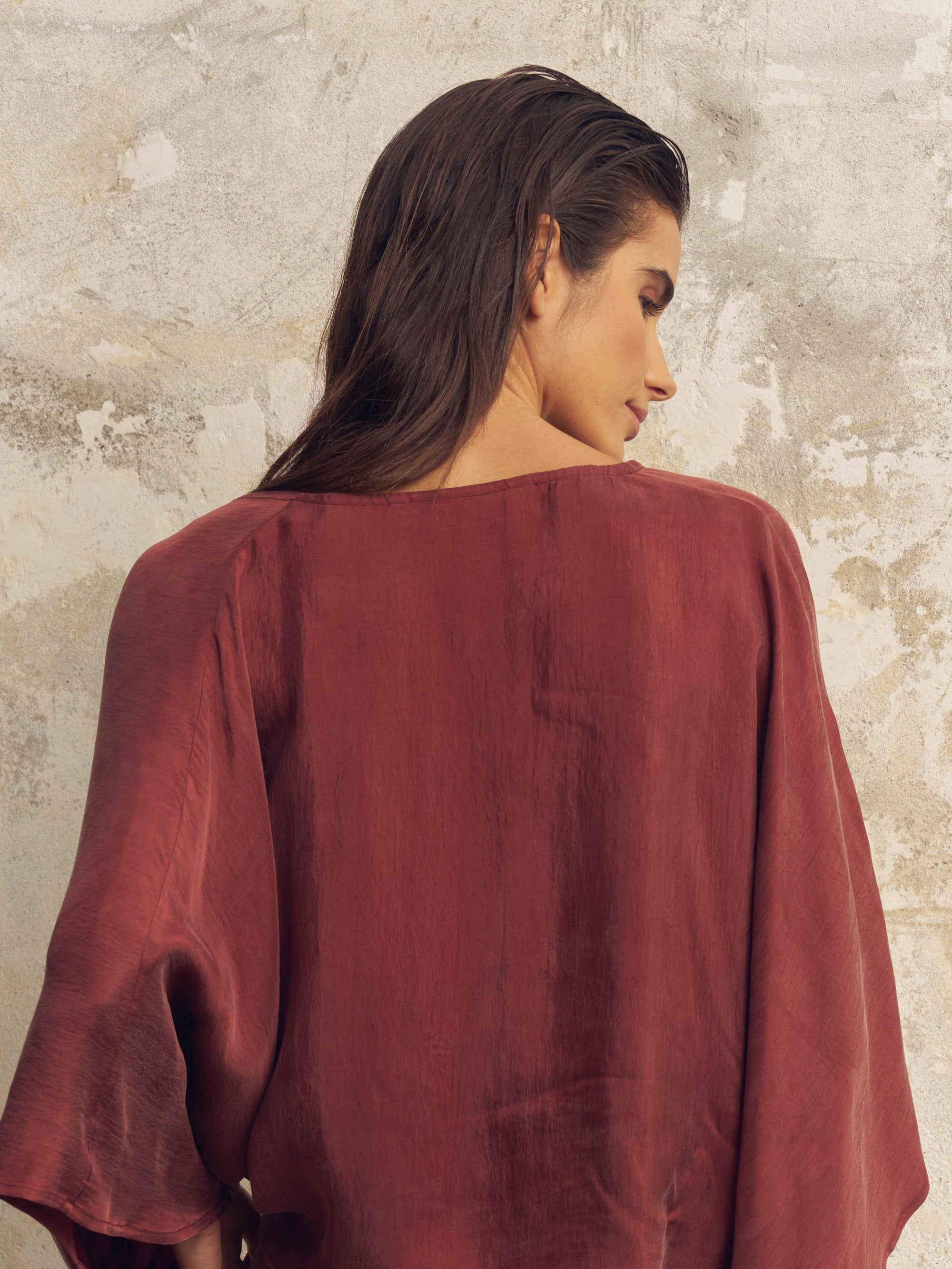 The Handloom Lucid Knot Top - Burgundy