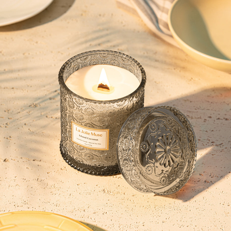 LA JOLIE MUSE Maelyn -  Island Coconut 19oz Candle