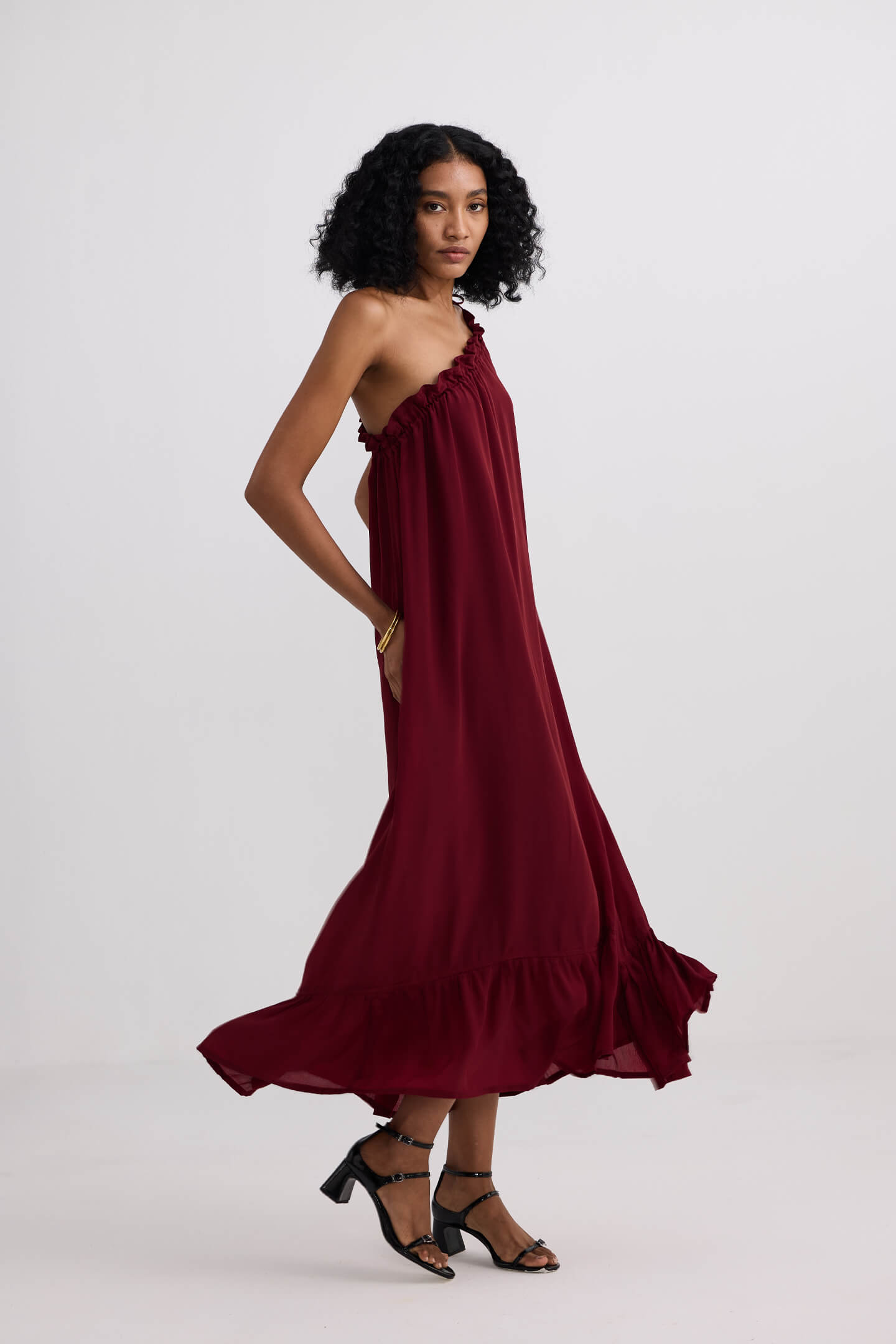 Reistor One-shoulder Midi dress in Burgundy