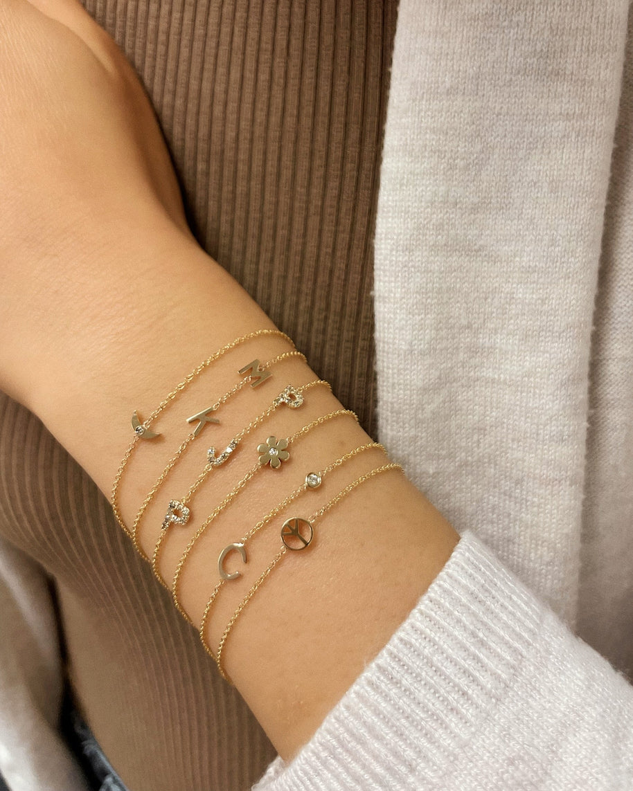 Zoe Lev 14k Gold Tiny Flower Bracelet With Diamond