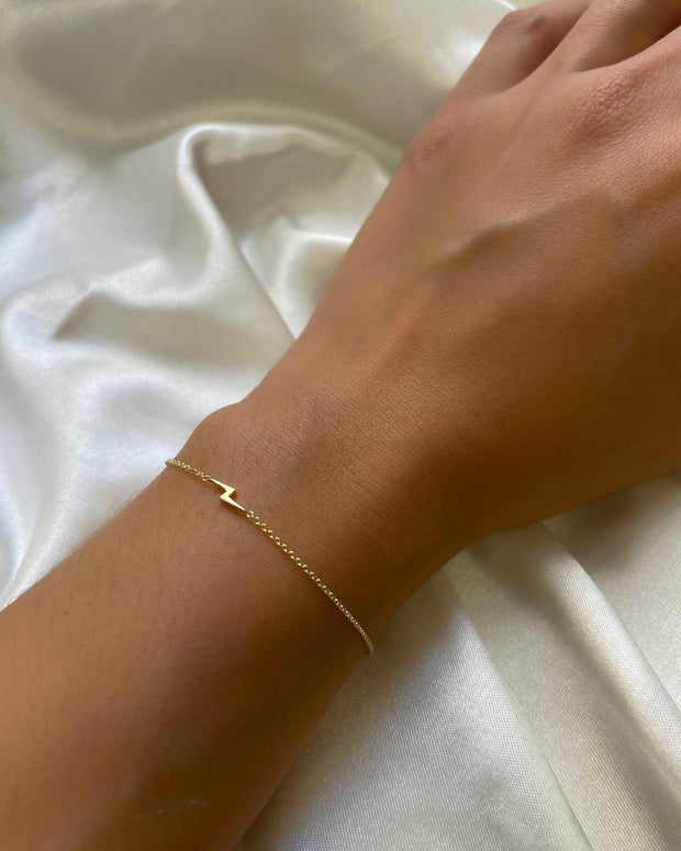 Zoe Lev 14k Gold Tiny Lightning Bolt Bracelet