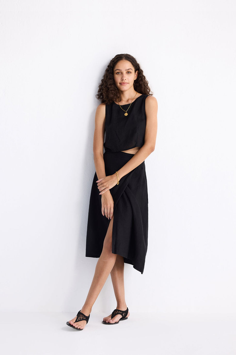 Reistor Boxy Crop Top in Black