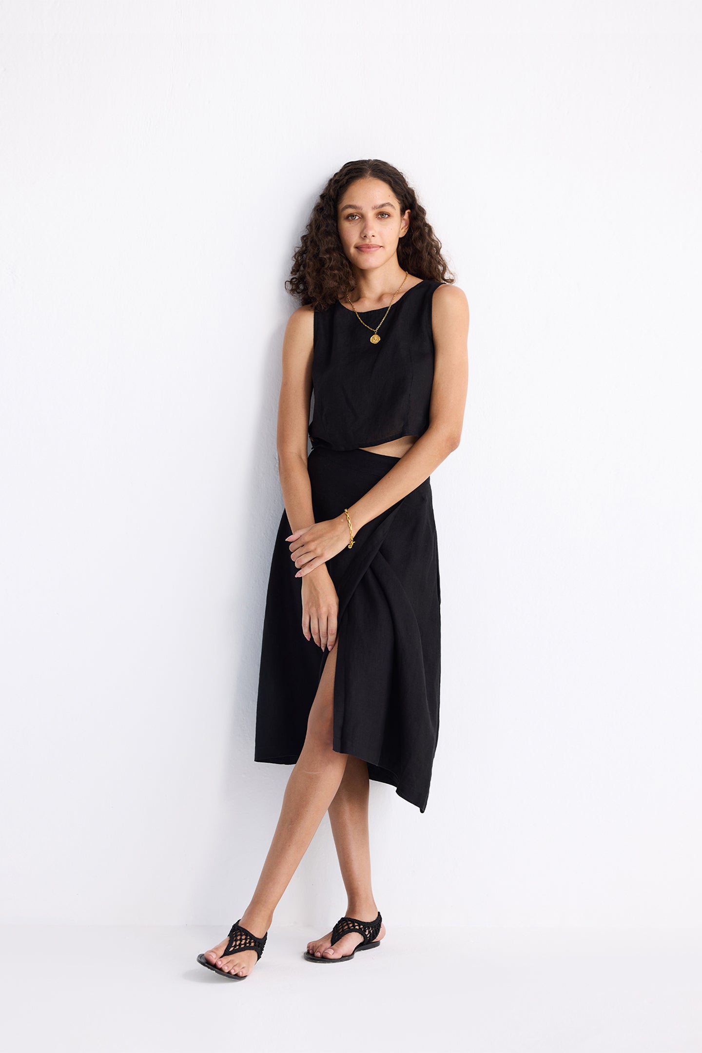 Reistor Boxy Crop Top in Black