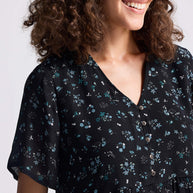 Reistor Floral Short Tiered Dress in Dark Blue