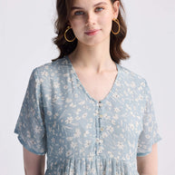 Reistor Floral Short Tiered dress in Light Blue