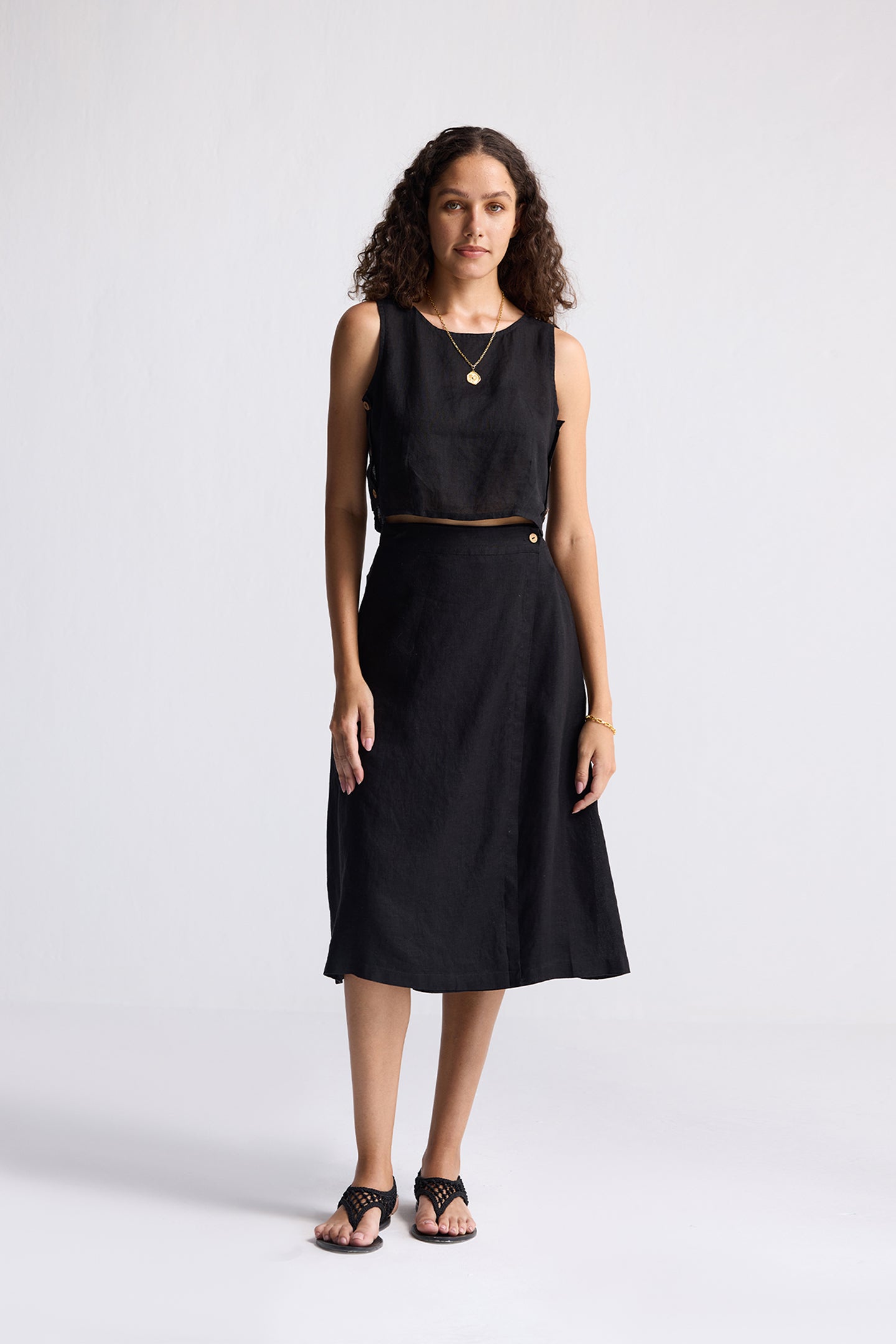 Reistor Overlap Midi Skirt in Black