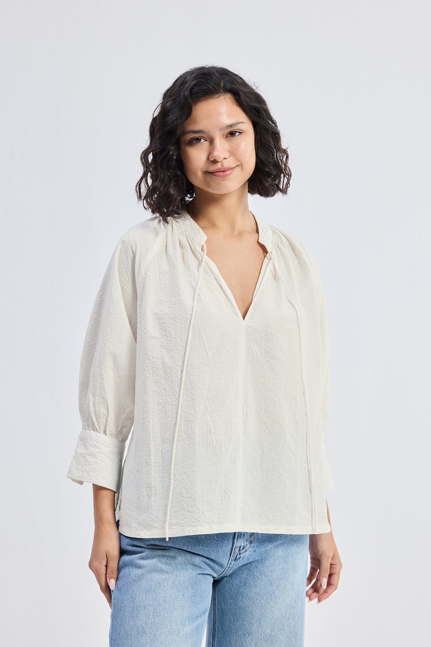 Reistor Relaxed Fit Top with Front-tie in Cream