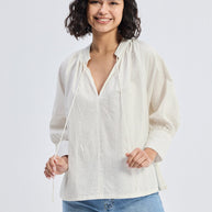 Reistor Relaxed Fit Top with Front-tie in Cream