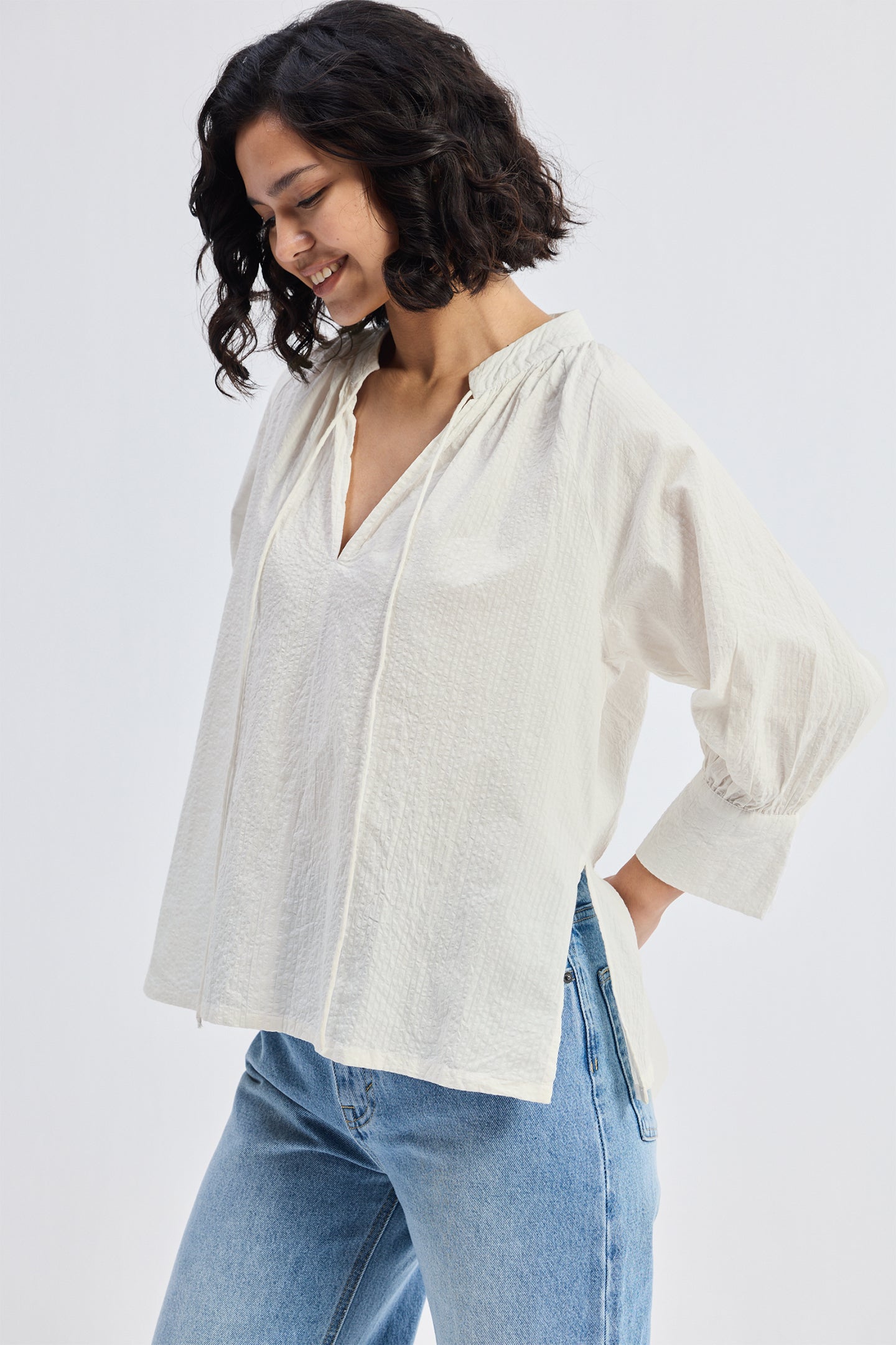 Reistor Relaxed Fit Top with Front-tie in Cream