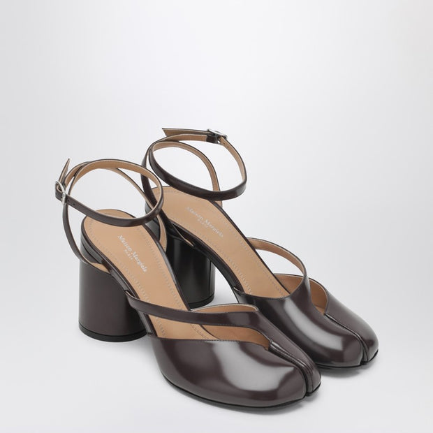 Maison Margiela Brown Tabi Sandals In Brushed Leather