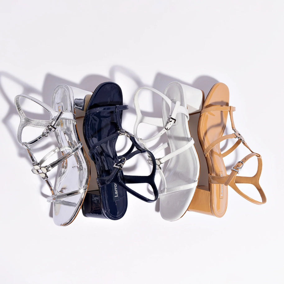 Larroude Hana Block In Navy Patent Leather