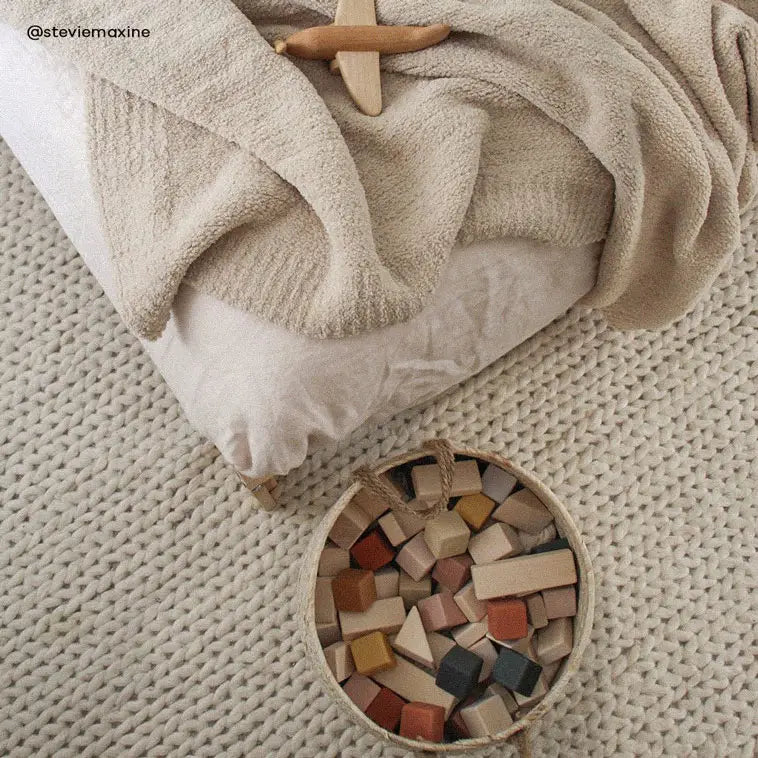 Sunday Citizen Snug Throw Blanket (more Colors)
