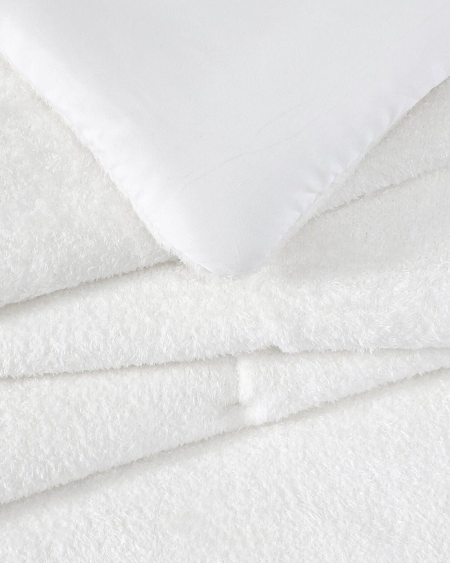 Sunday Citizen Cloud Silque Stitch Comforter (more colors)
