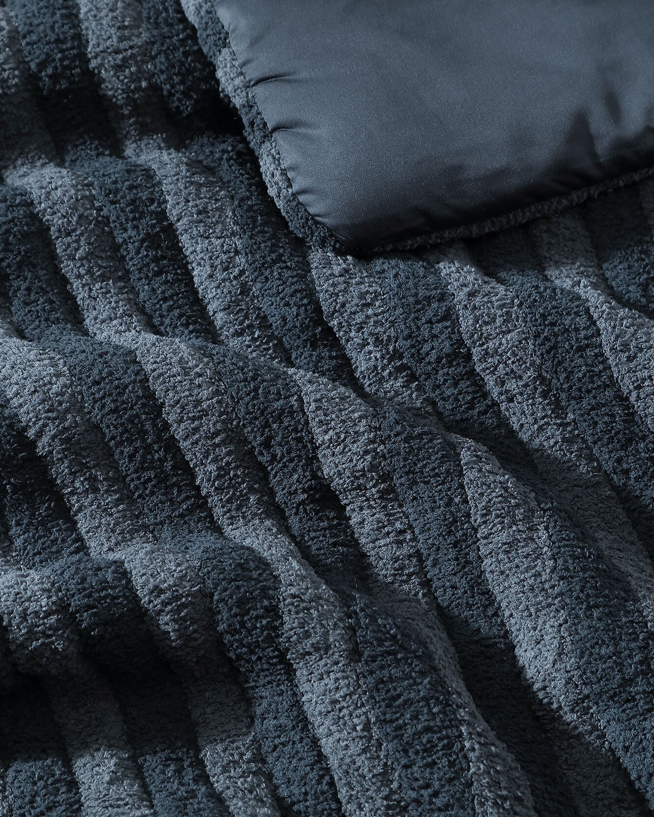 Sunday Citizen Snug Piped Comforter (more Colors)