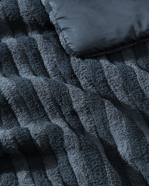 Sunday Citizen Snug Piped Comforter (more Colors)