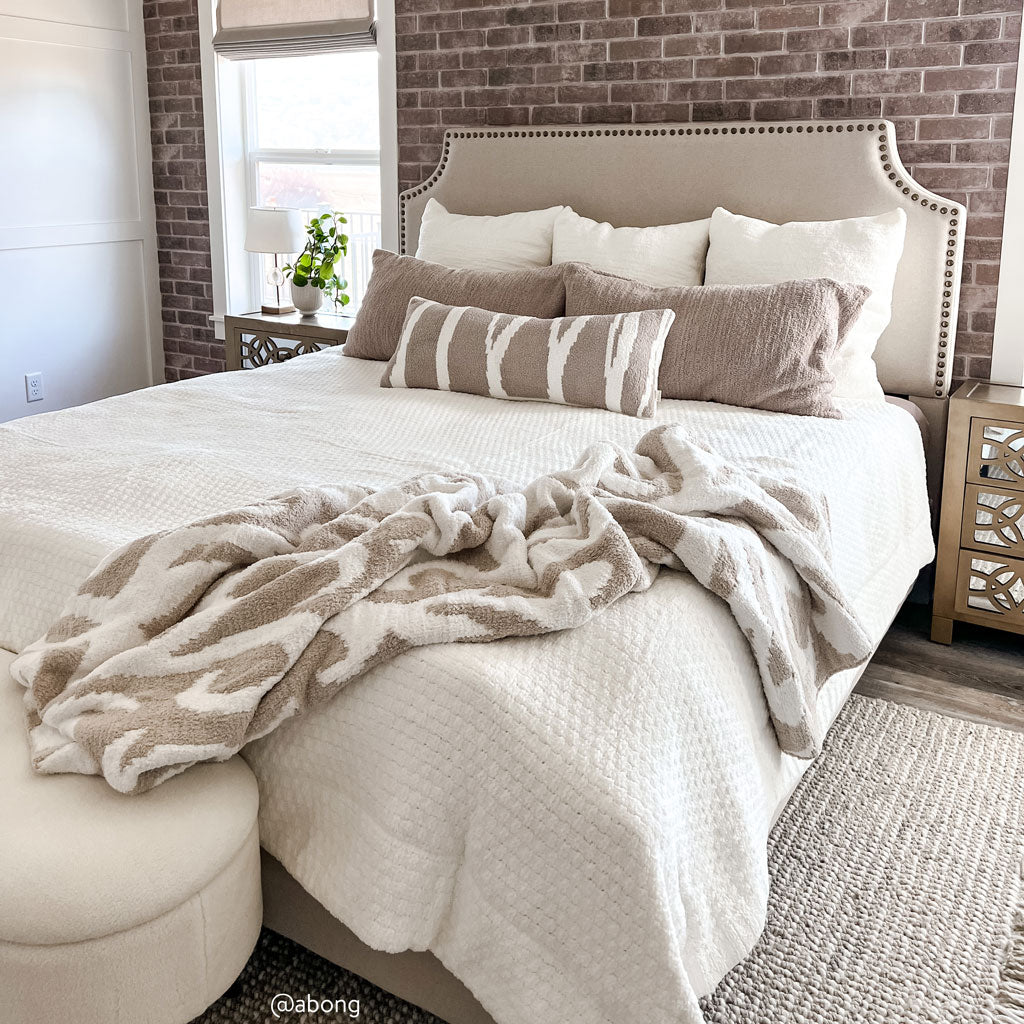 Sunday Citizen Casablanca Throw Blanket (more Colors)