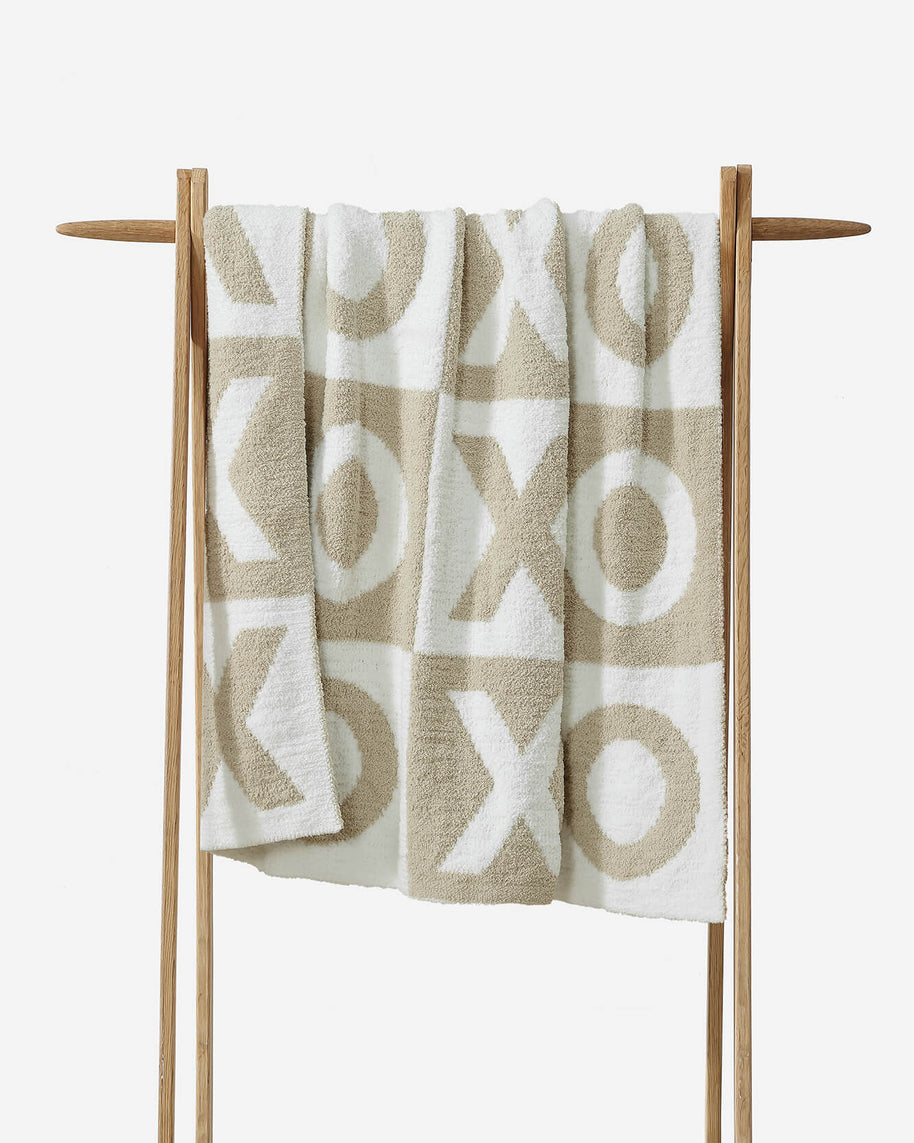 Sunday Citizen XO Checkerboard Throw Blanket