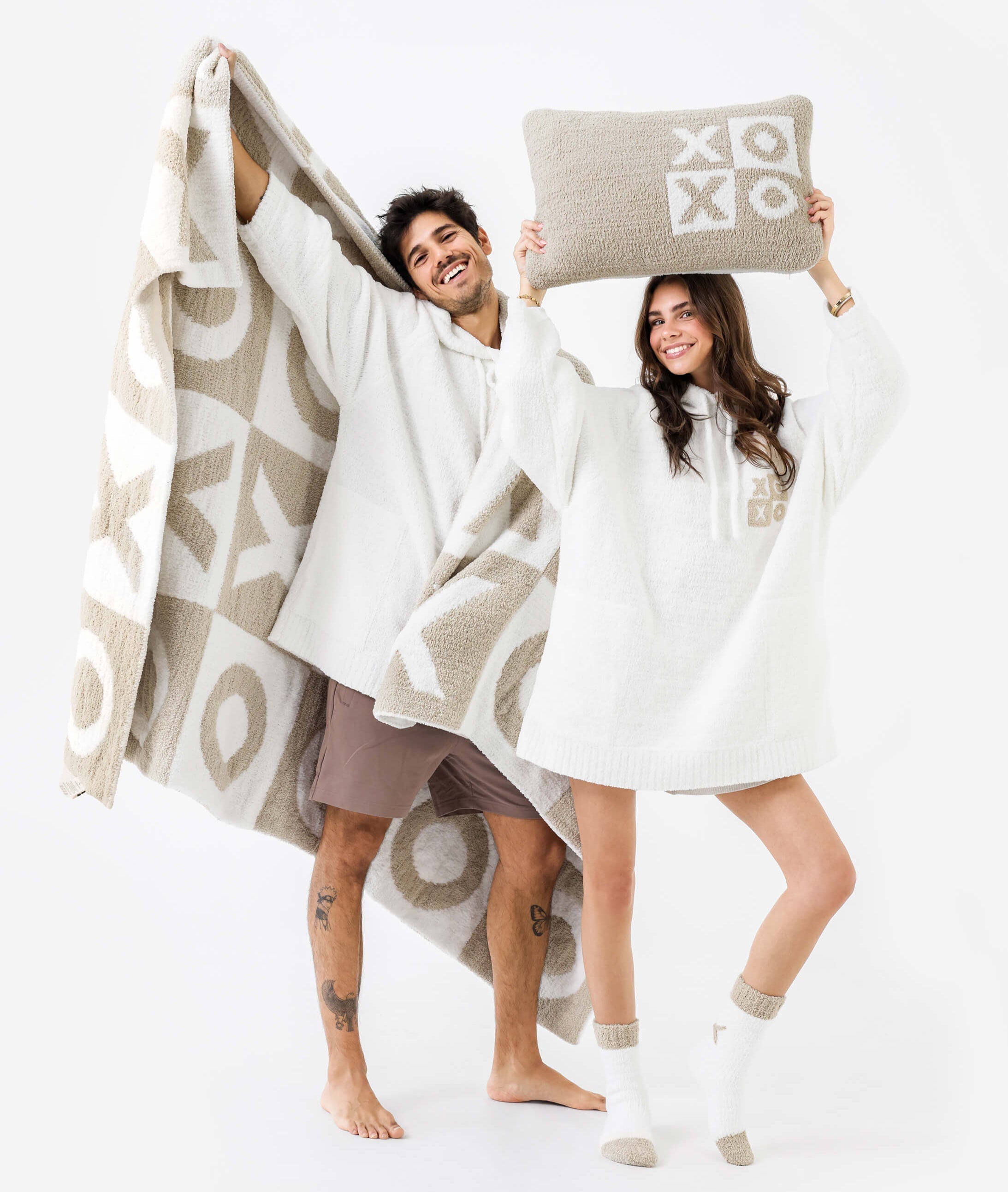 Sunday Citizen XO Checkerboard Throw Blanket