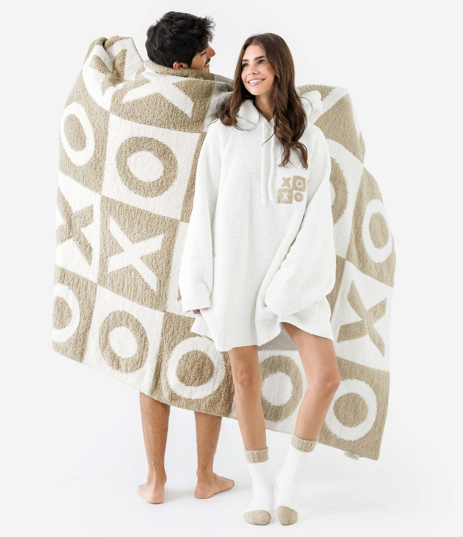 Sunday Citizen XO Checkerboard Throw Blanket