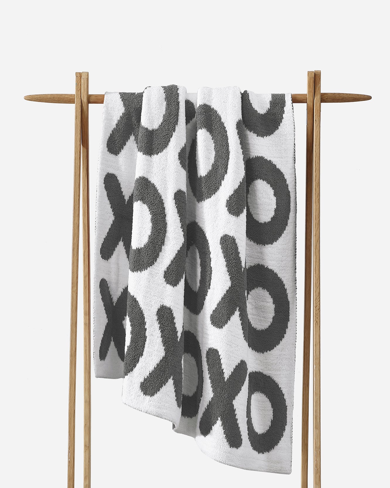 Sunday Citizen XOXO Throw Blanket (more Colors)