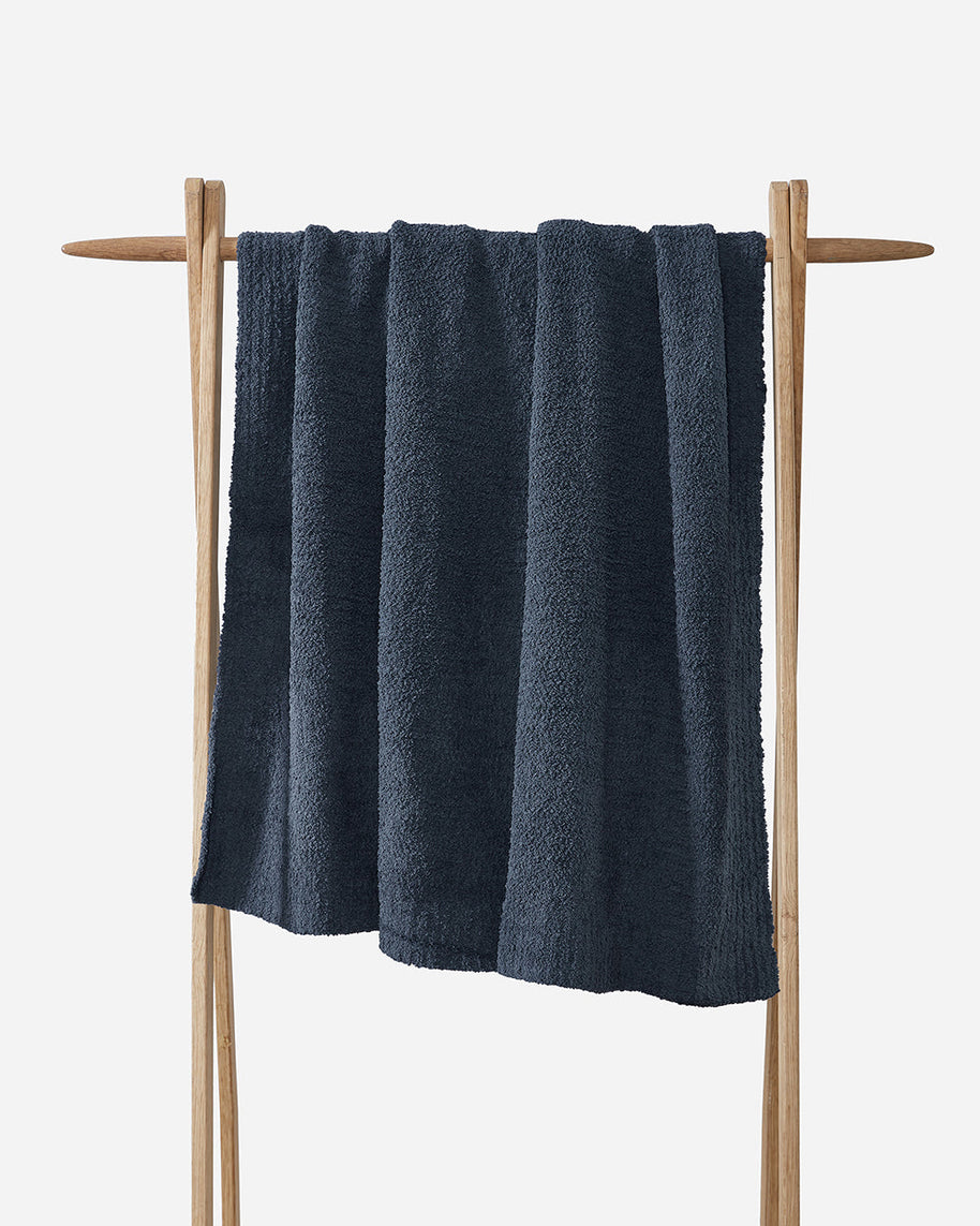 Sunday Citizen Snug Throw Blanket (more Colors)