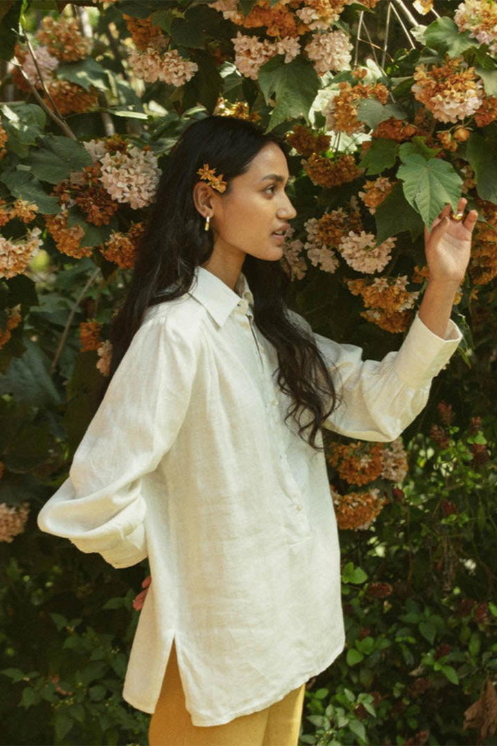 Reistor Summer Shirt in Off-white