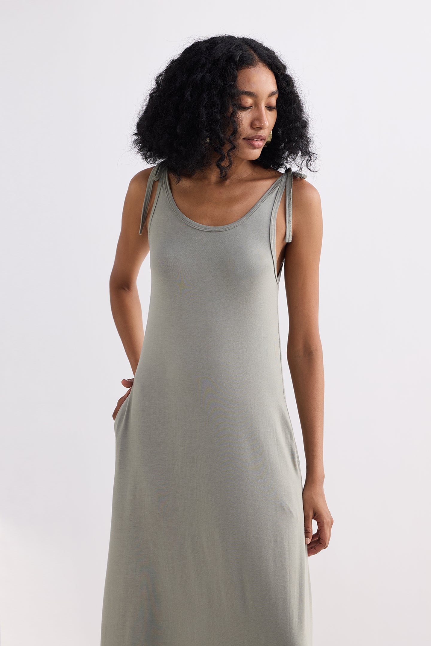 Reistor Tie-Detail Maxi Dress in Light Olive