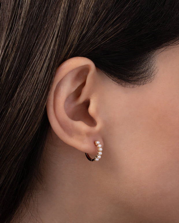 Zoe Lev Tiny Pearl Huggie Earrings