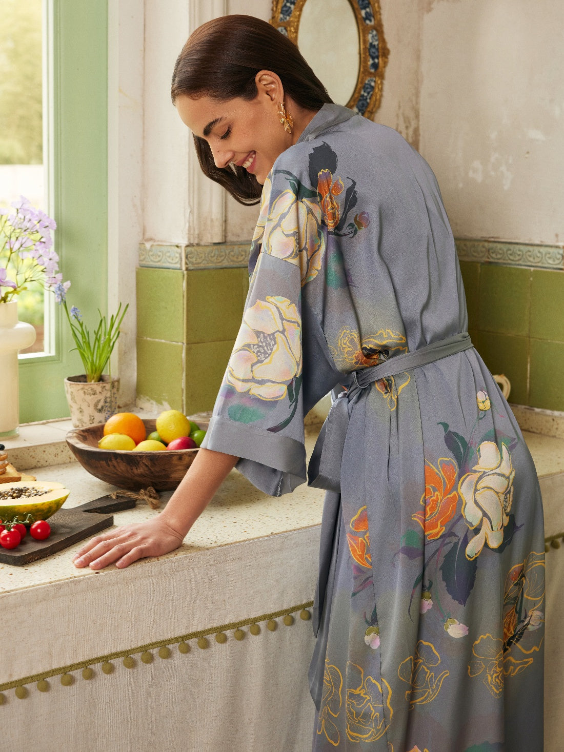 Ulivary Gray Floral Gold-Print Long Kimono Robe