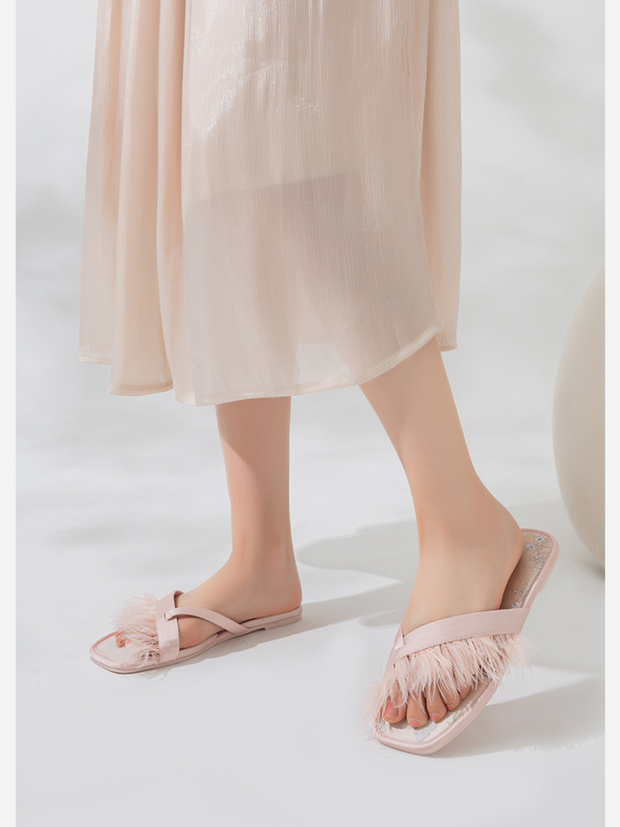 Ulivary Elegant Summer Toe Ring Slippers (more colors)