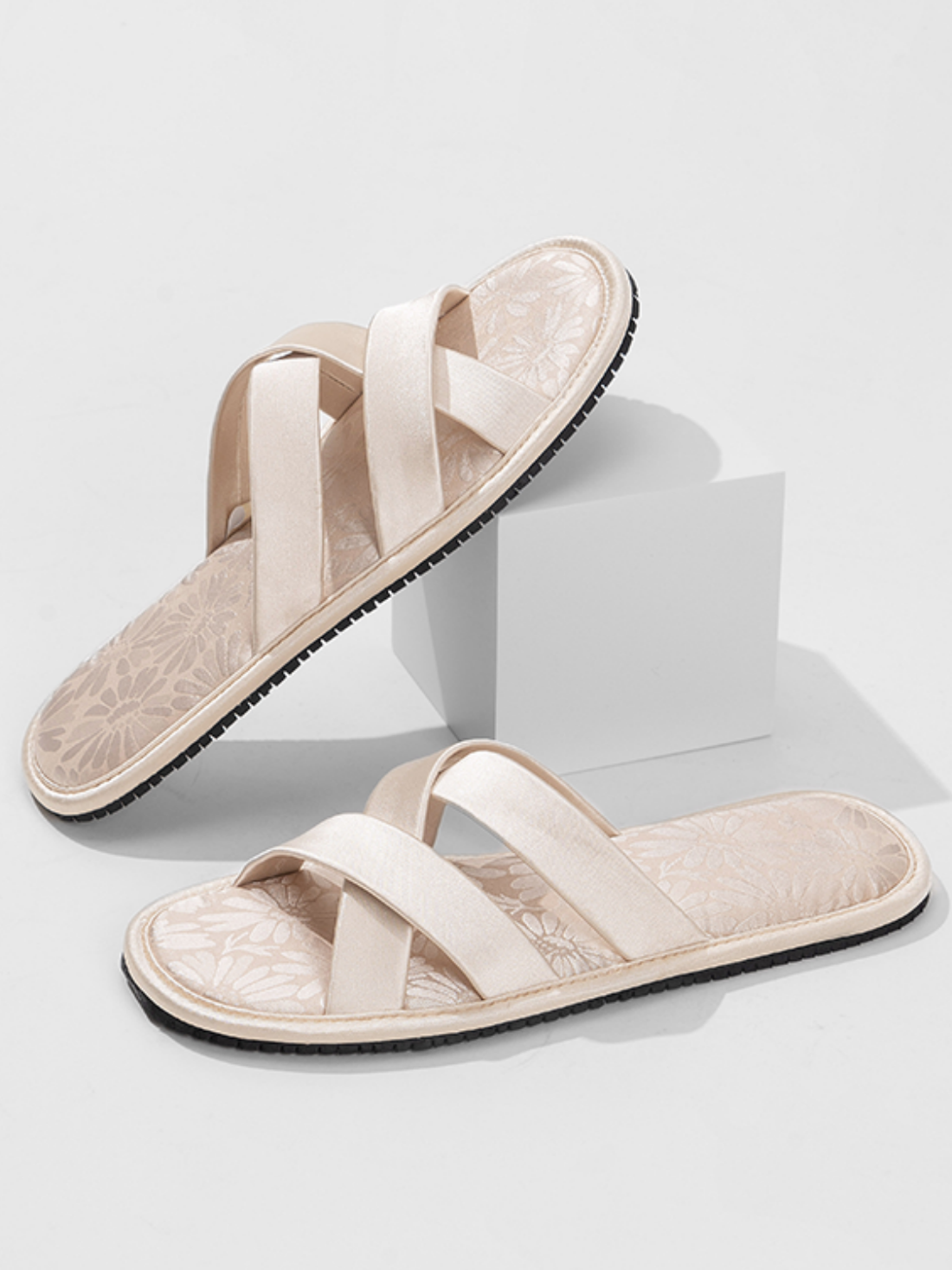 Ulivary Eastern-Inspired Summer Slippers (more colors)