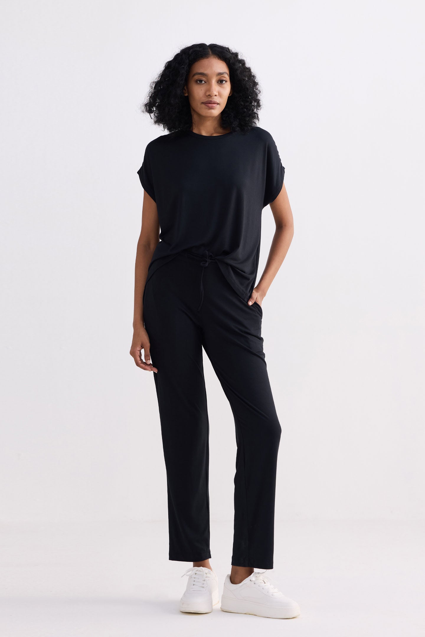 Reistor Wide Leg Pant in Black